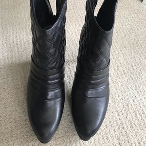 Stuart Weitzman leather ankle boot